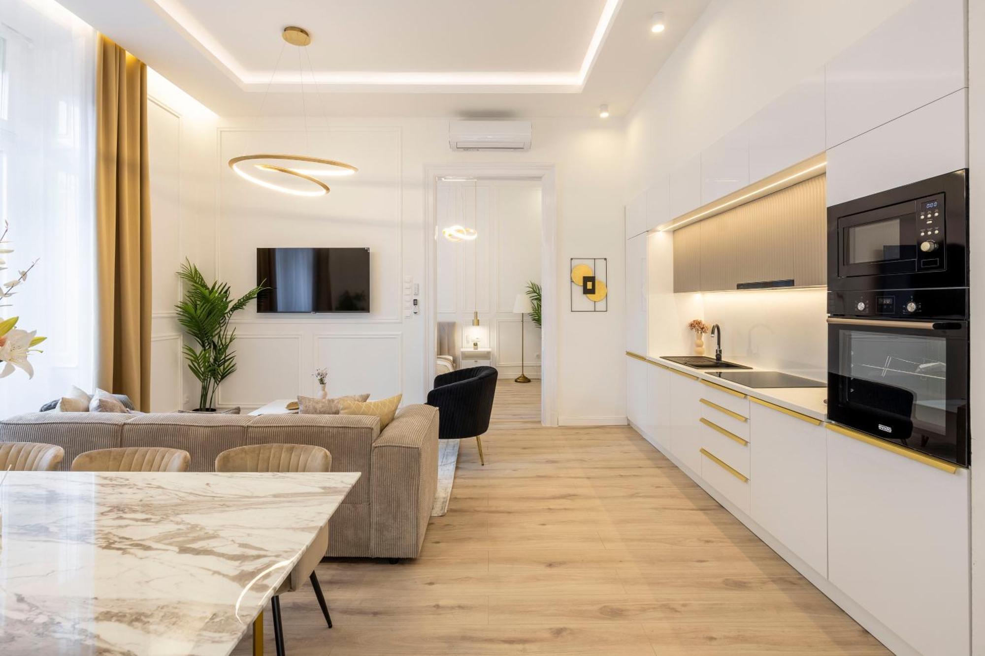 Exclusive & Prestigious Central Residence W/ Balcony Βουδαπέστη Εξωτερικό φωτογραφία