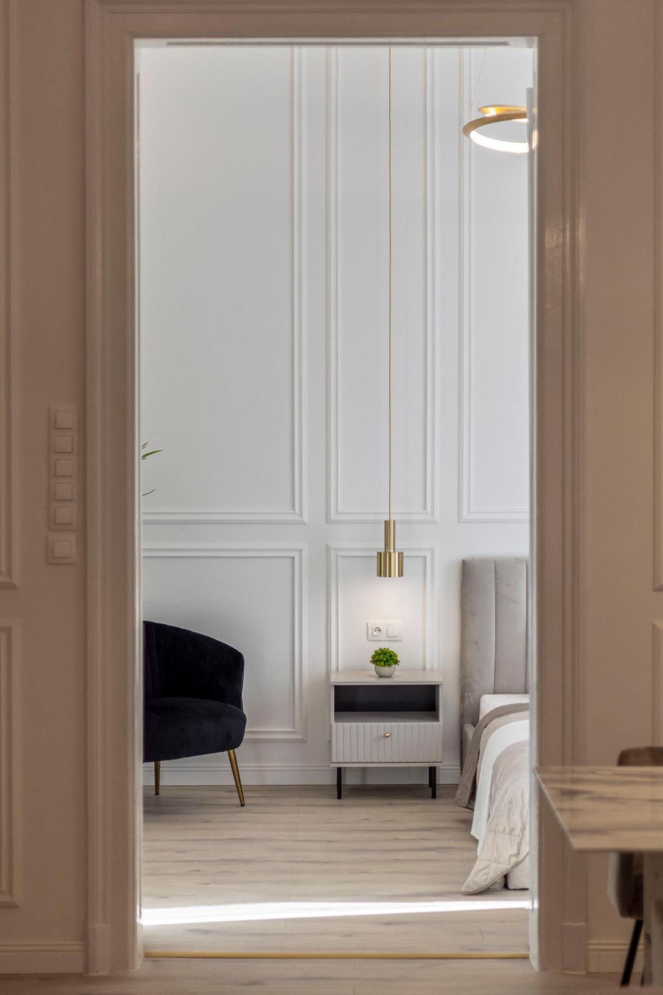 Exclusive & Prestigious Central Residence W/ Balcony Βουδαπέστη Εξωτερικό φωτογραφία